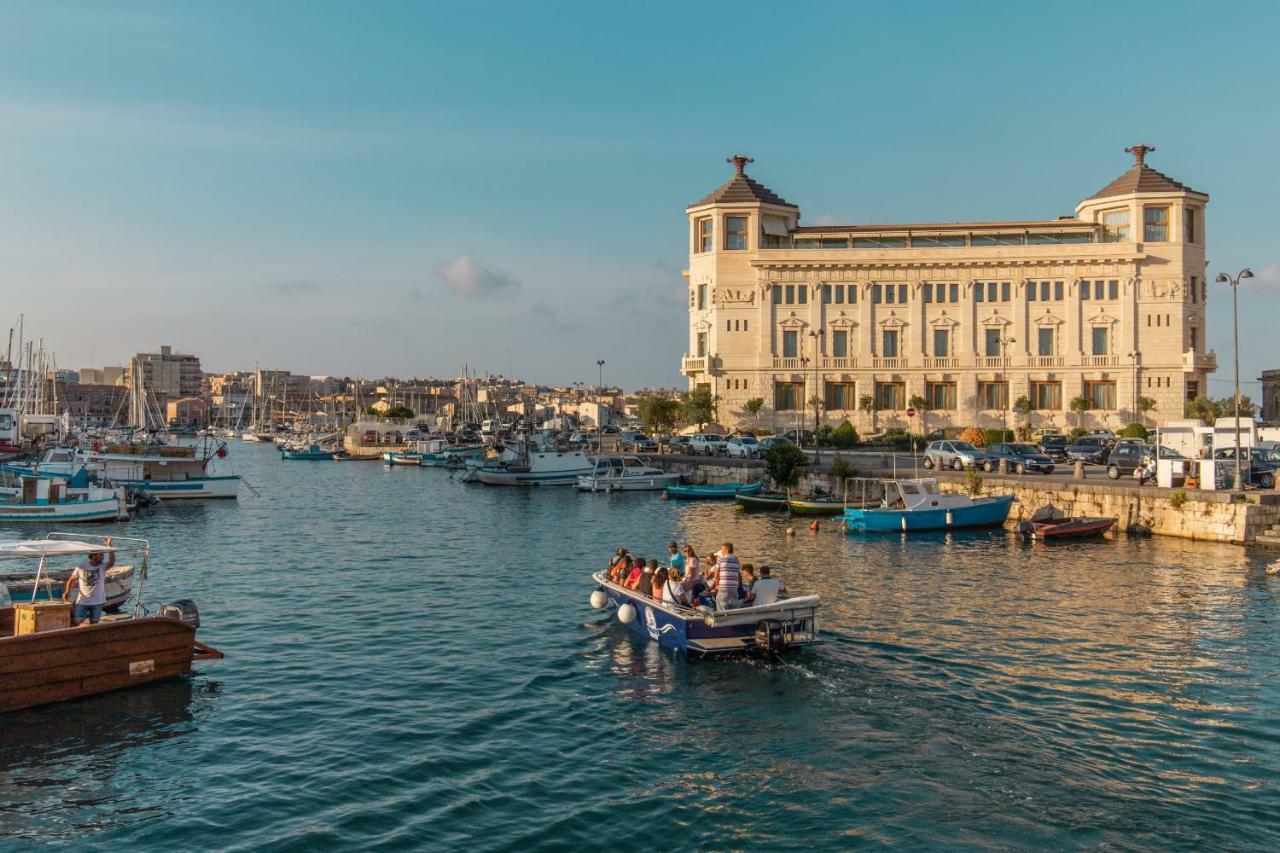 Darsena Apartments By Wonderful Italy Syracuse Bagian luar foto