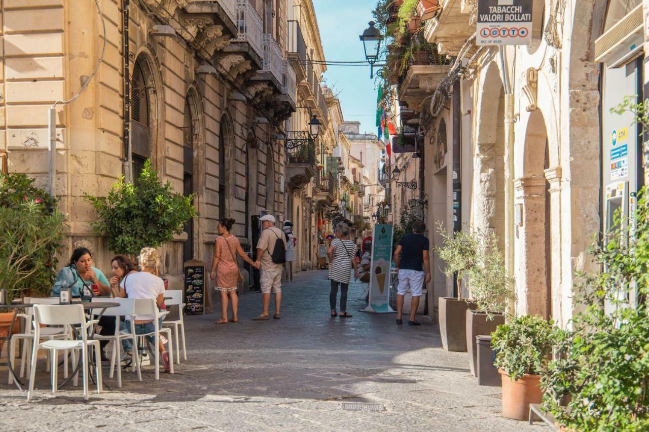Darsena Apartments By Wonderful Italy Syracuse Bagian luar foto
