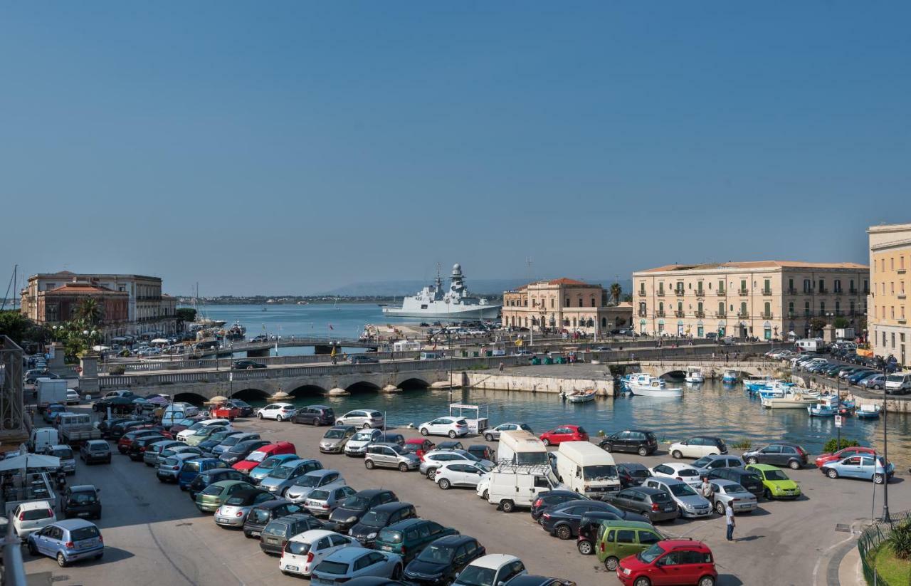Darsena Apartments By Wonderful Italy Syracuse Bagian luar foto